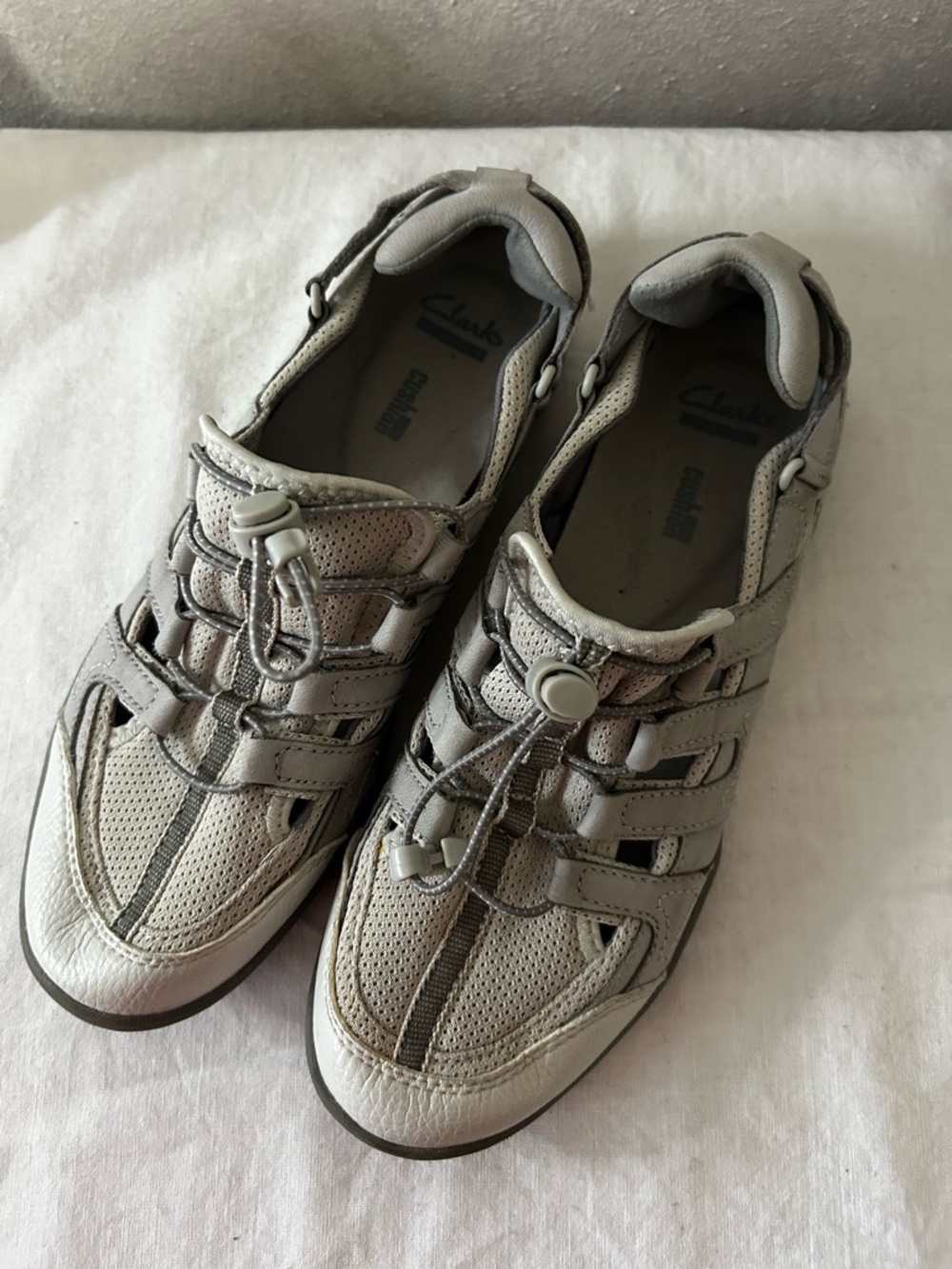 Clarks Women's Beige/Taupe Athletic Slip-On Sneakers